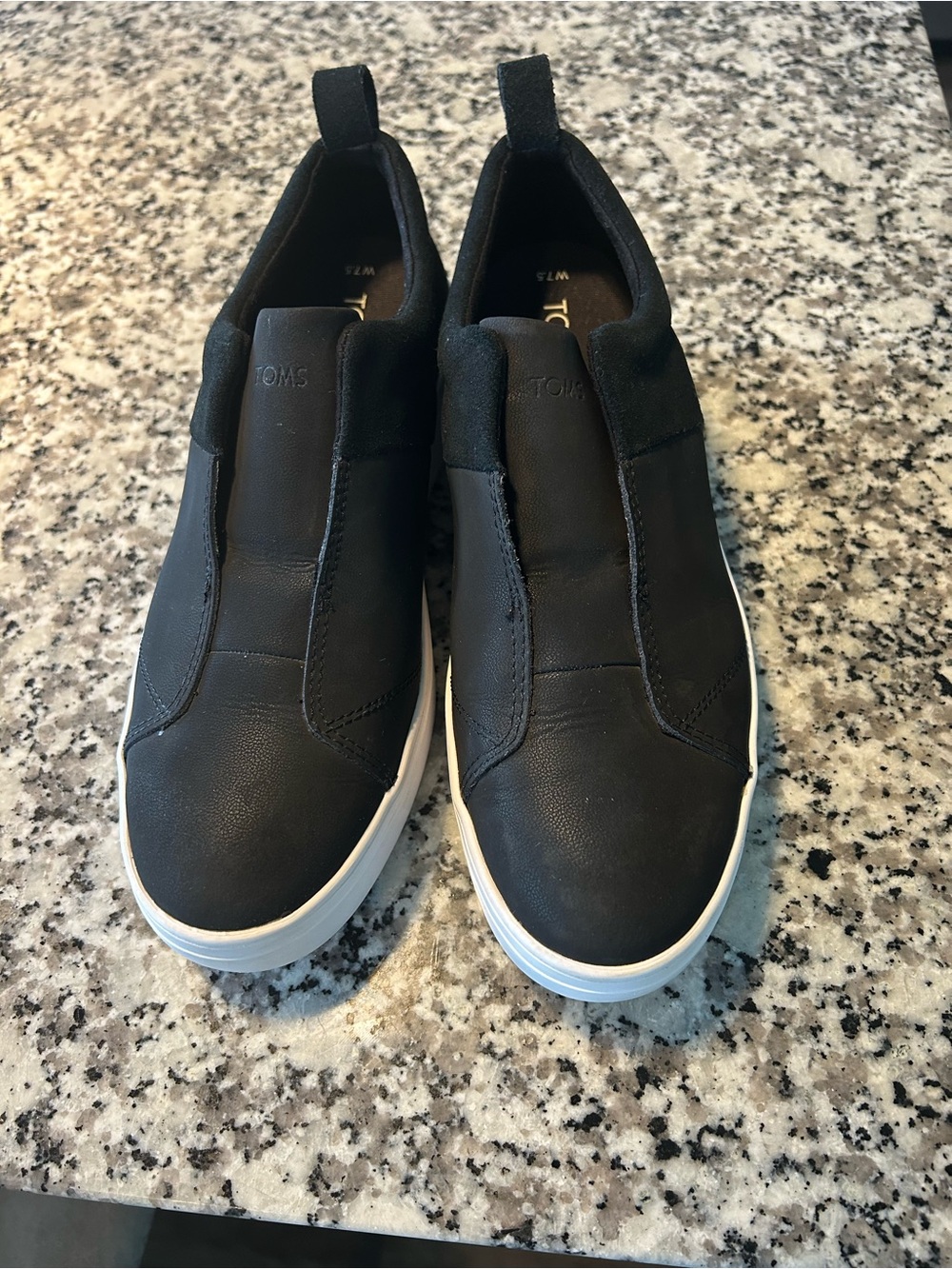 TOMS Black Platform Slip-On Sneakers Women’s 7.5W Comfort Casual Shoes